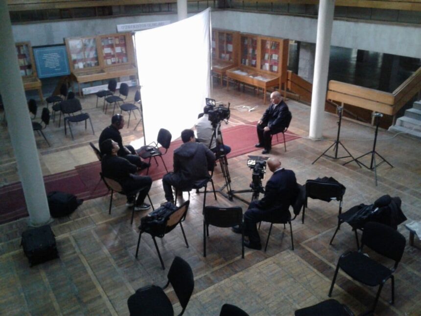 Fundamental kutubxona binosi unikal obyekt sifatida tarixiy ahamiyatga ega.