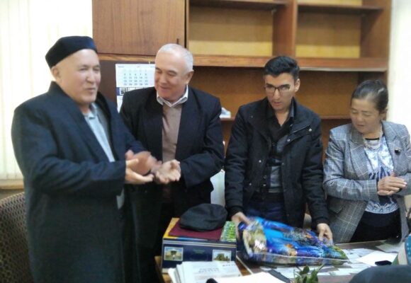 70 yoshlik tabarruk ayyomingiz qutlug’ bo’lsin!
