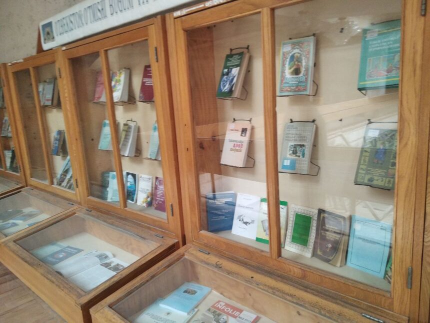 Navoiy oʼqigan kitoblar! Navoiy oʼqigan kitoblar!